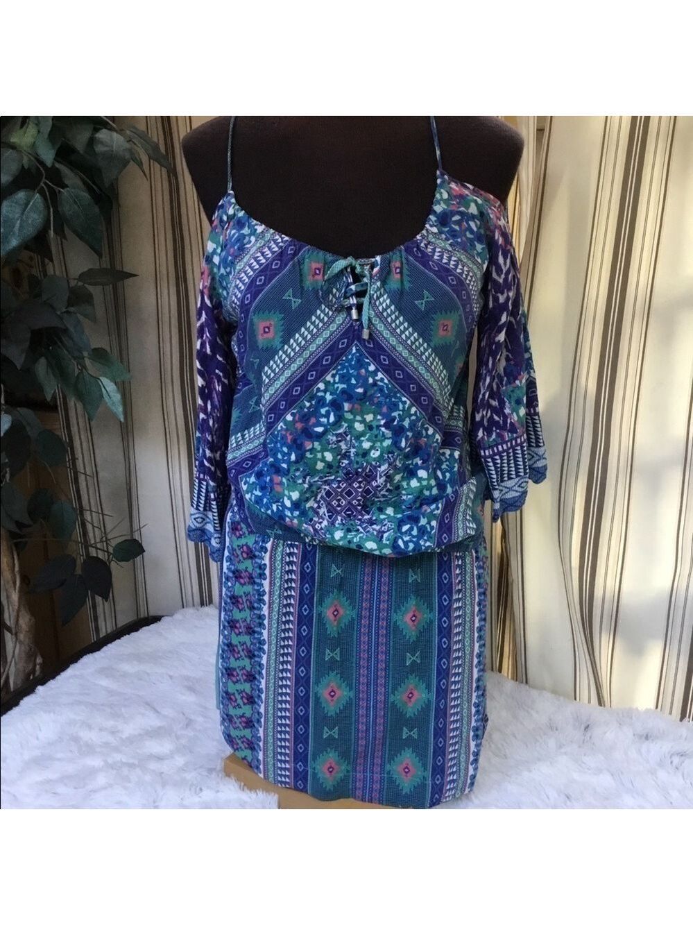 Hale Bob size med  cold shoulder dress
